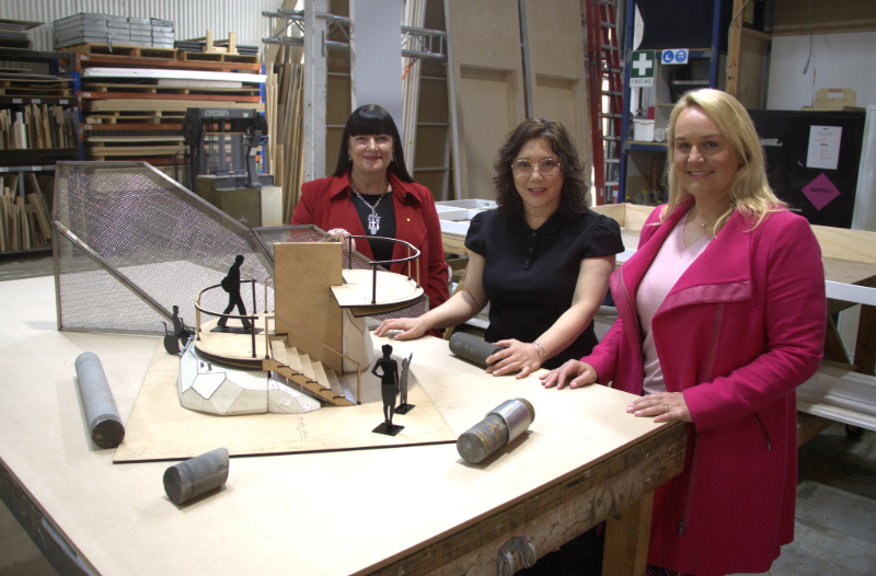 Lord Mayor Nuatali Nelmes with artist Fayen d'Evie and Newcastle Art Gallery Director Lauretta Morton OAM at the Feather Edge studio where the sculptures are being created.