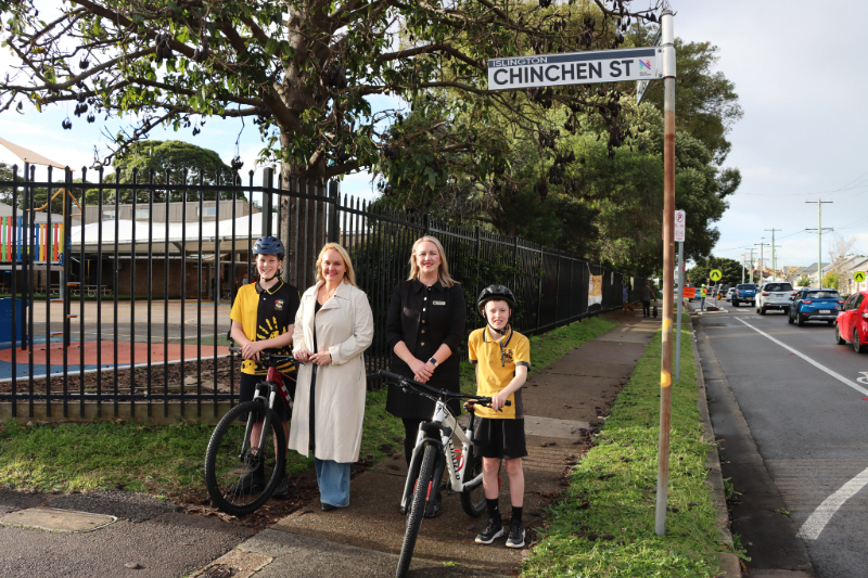 Lord Mayor Nuatali Nelmes with Islington Public School Principal Megan Hamilton and students Jamie and Gabriel Irvine.